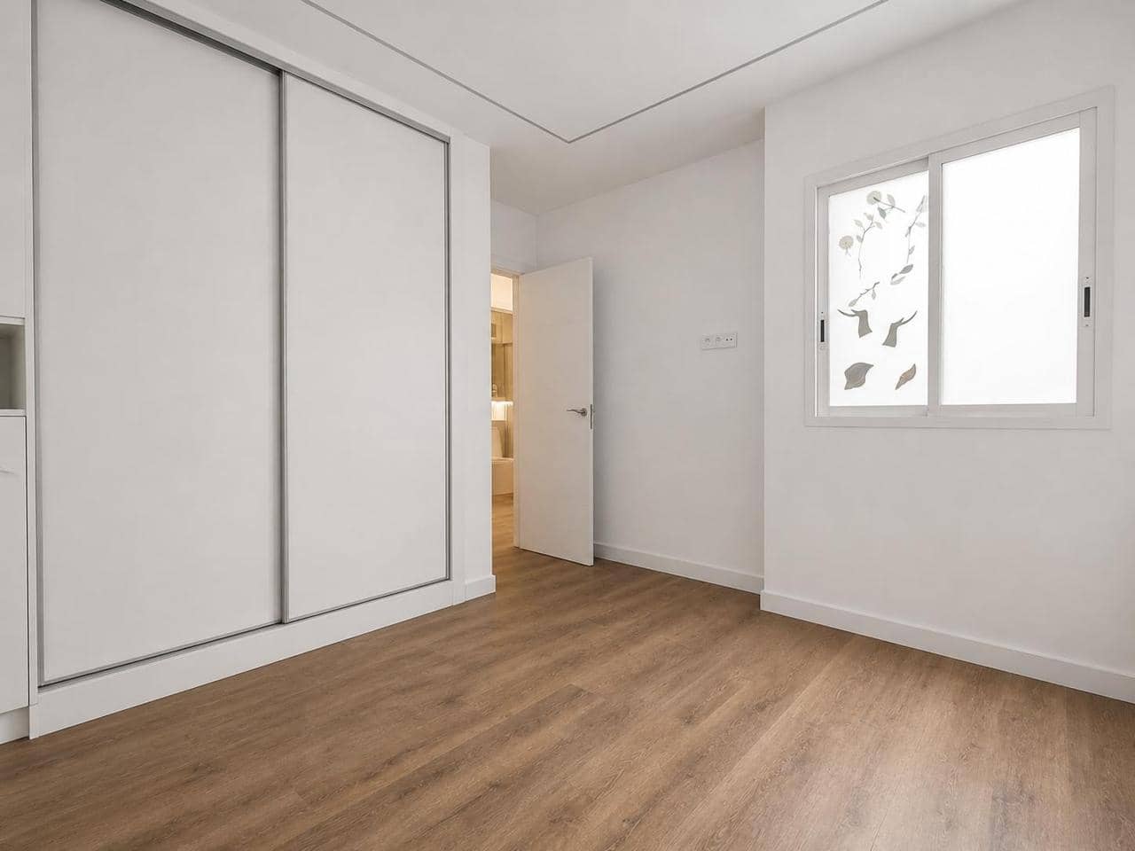 2 bedroom Flat for sale in Adeje with garage - € 260,000 (Ref: 9459368)