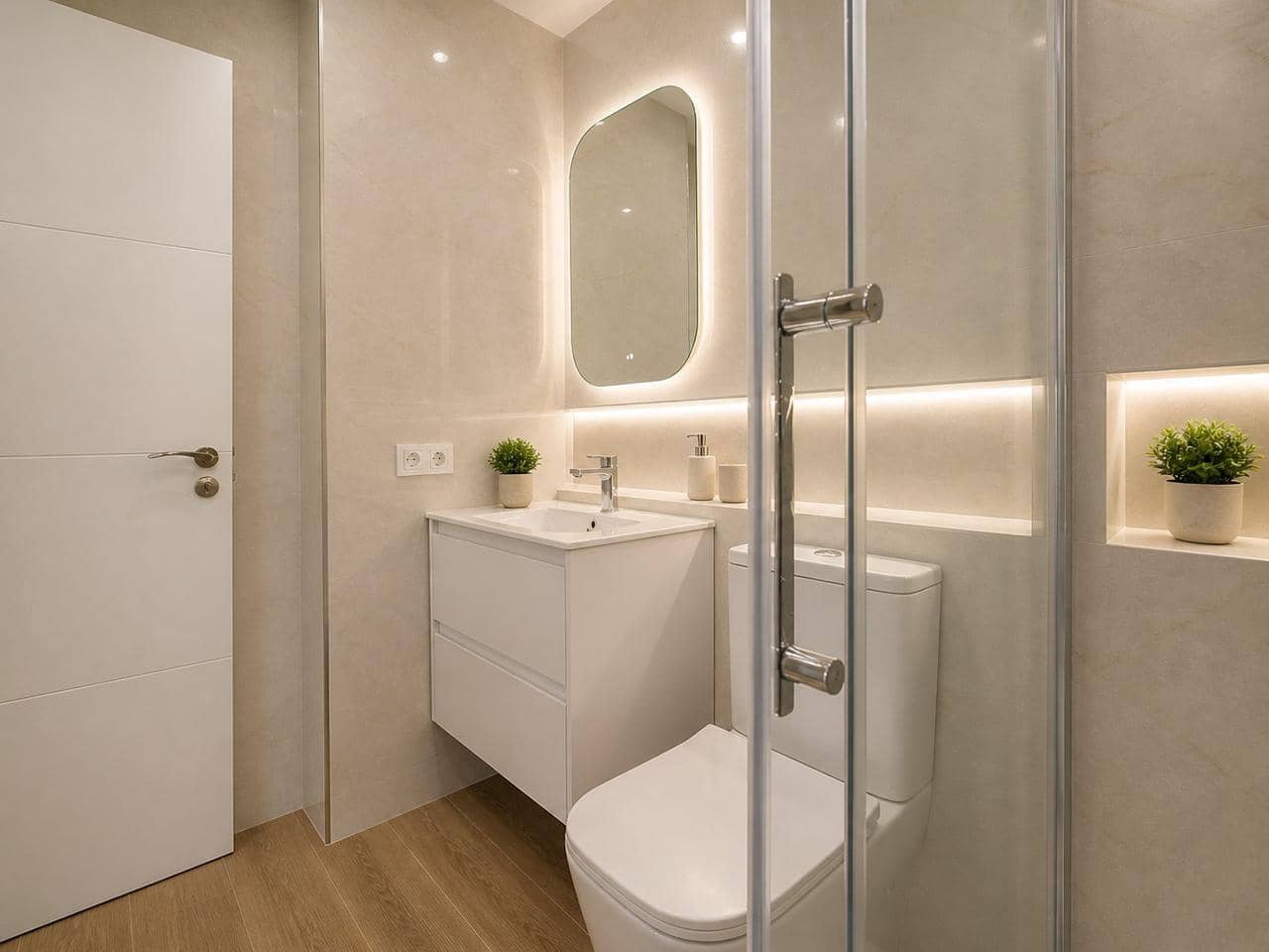 2 bedroom Flat for sale in Adeje with garage - € 260,000 (Ref: 9459368)