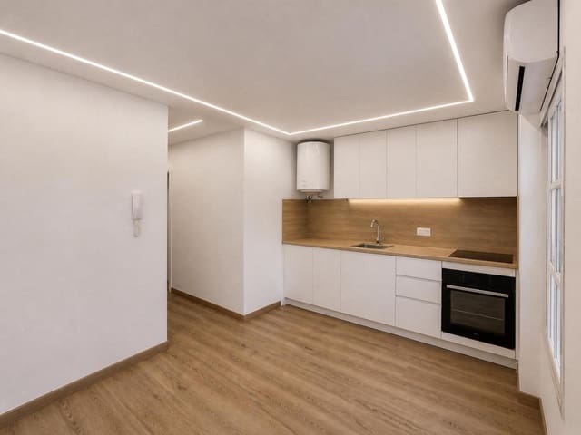 Piso de 2 habitaciones en Casco Urbano, Adeje en venta con garaje - 260.000 € (Ref: 9459368)