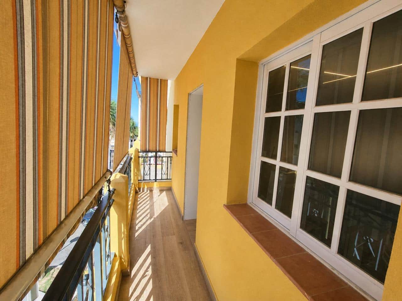 2 bedroom Flat for sale in Adeje with garage - € 260,000 (Ref: 9459368)