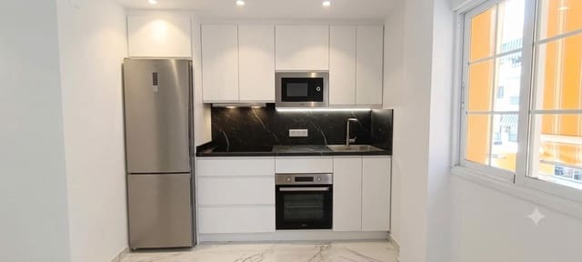 2 soverom Leilighet til salgs i Casco Urbano, Adeje med garasje - € 260 000 (Ref: 9459368)