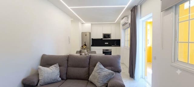 2 chambre Appartement à vendre à Casco Urbano, Adeje avec garage - 260 000 € (Ref: 9459368)