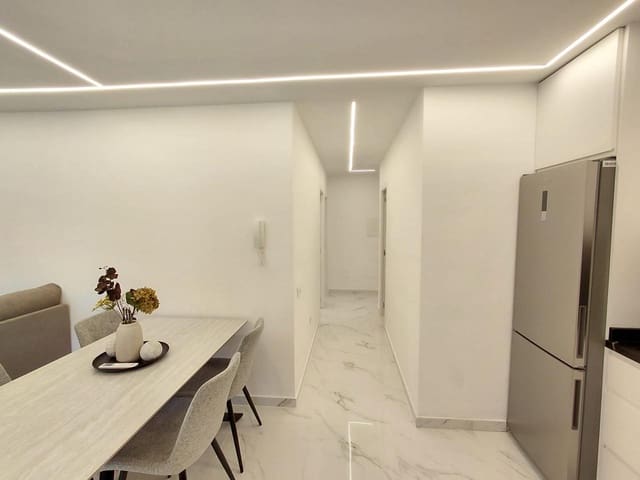 2 chambre Appartement à vendre à Casco Urbano, Adeje avec garage - 260 000 € (Ref: 9459368)
