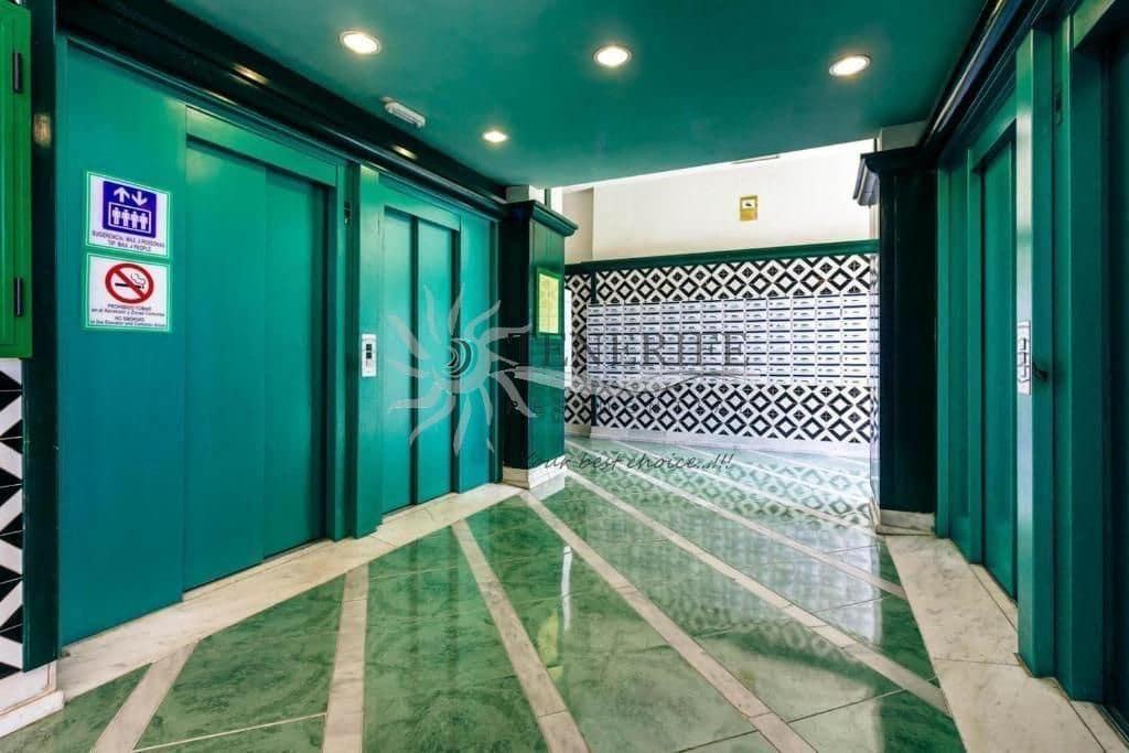 2 quarto Apartamento para venda em Adeje com garagem - 295 000 € (Ref: 9459369)