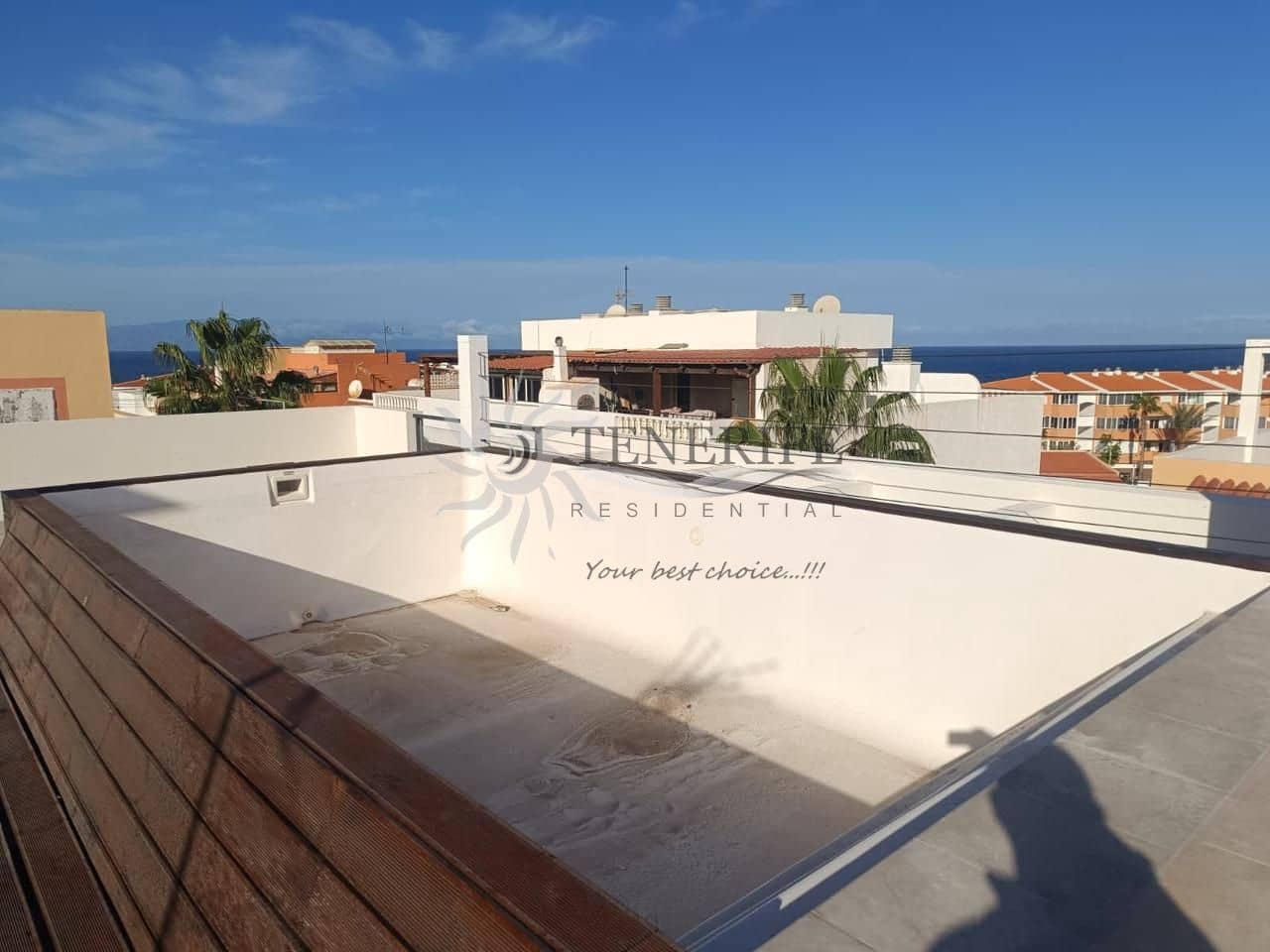 2 bedroom Beach Apartment for sale in Guia de Isora with garage - € 335,000 (Ref: 9459370)