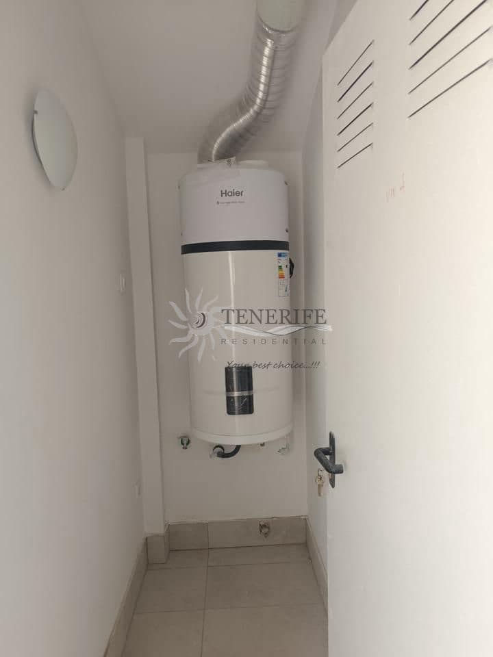 2 slaapkamer Flat te koop in Playa San Juan met garage - € 335.000 (Ref: 9459370)