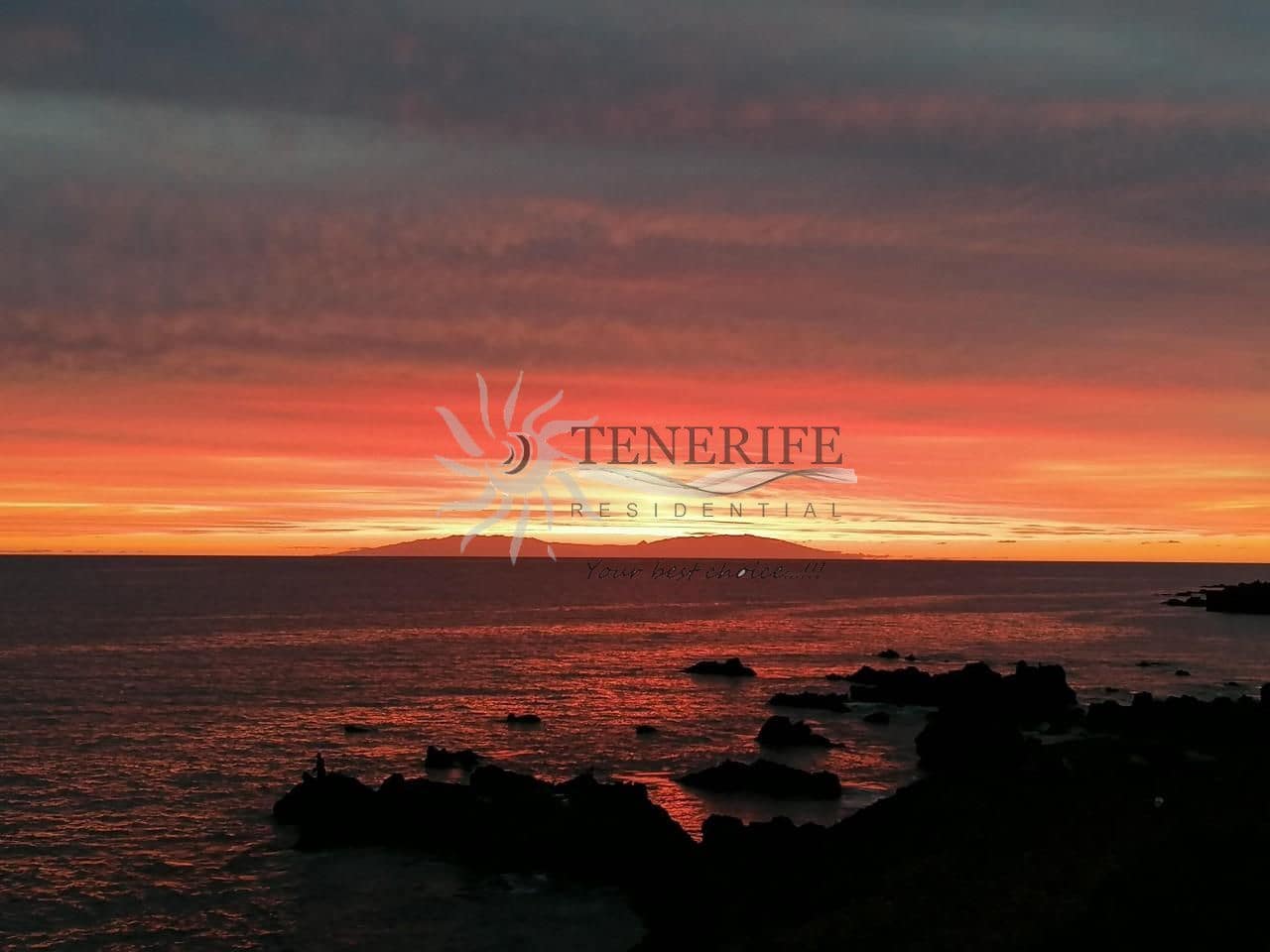 2 slaapkamer Flat te koop in Playa San Juan met garage - € 335.000 (Ref: 9459370)