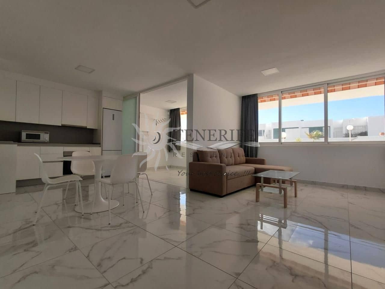 2 bedroom Apartment for sale in Arona - € 441,000 (Ref: 9459372)