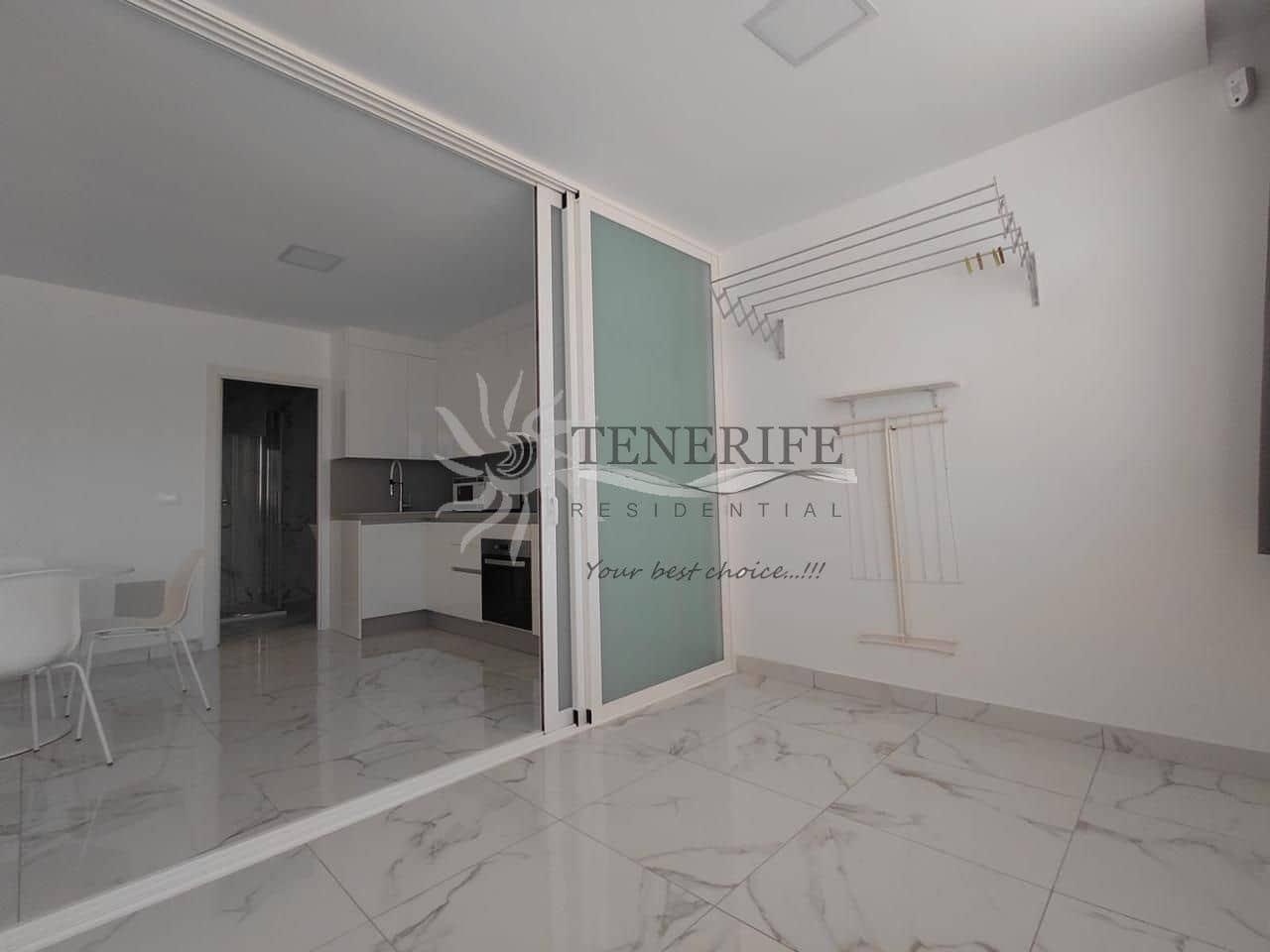 2 bedroom Apartment for sale in Arona - € 441,000 (Ref: 9459372)