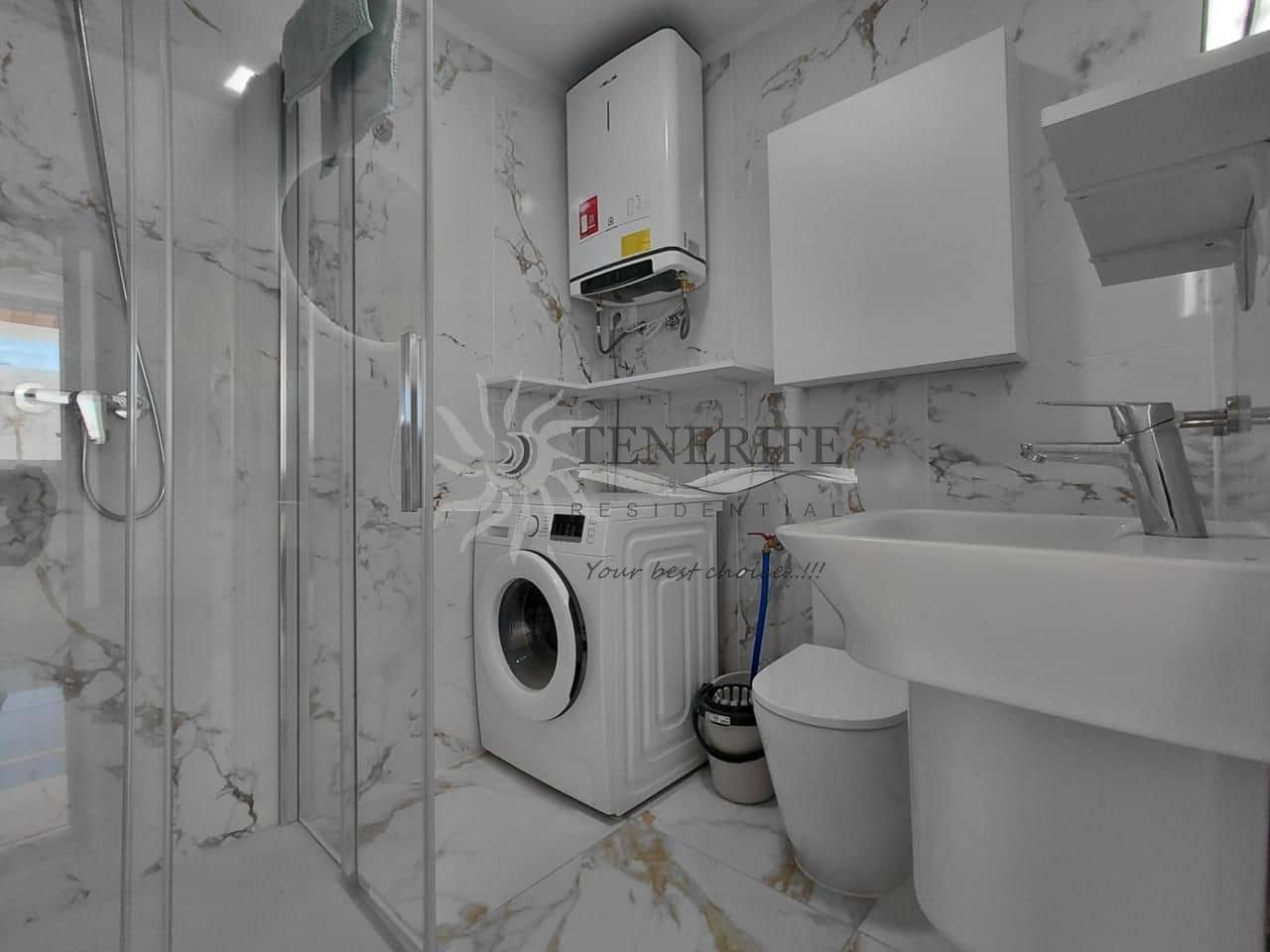 2 bedroom Apartment for sale in Arona - € 441,000 (Ref: 9459372)