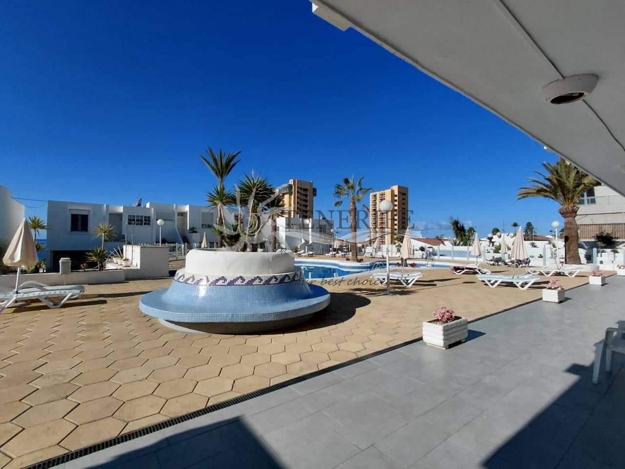2 bedroom Flat for sale in Los Cristianos - € 441,000 (Ref: 9459372)