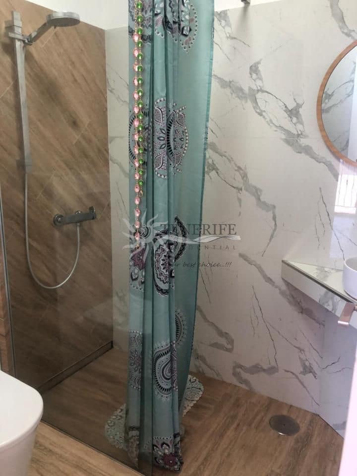 2 soveværelse Lejlighed til salg i Adeje med garage - € 249.000 (Ref: 9459373)