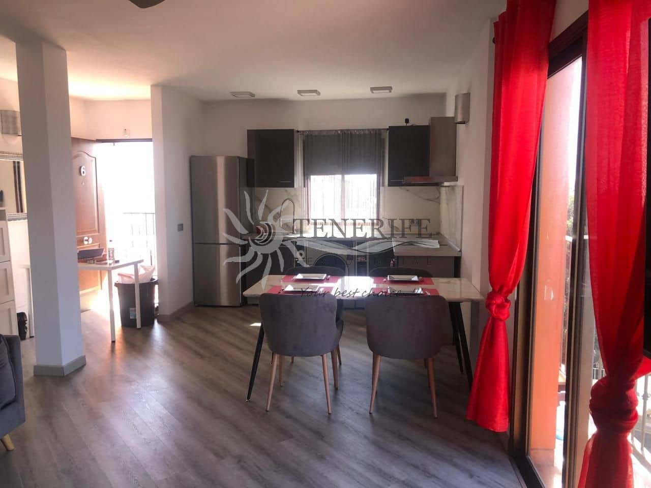 2 soveværelse Lejlighed til salg i Adeje med garage - € 249.000 (Ref: 9459373)