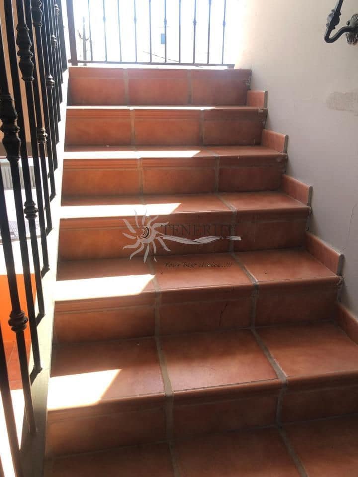 2 soveværelse Lejlighed til salg i Adeje med garage - € 249.000 (Ref: 9459373)