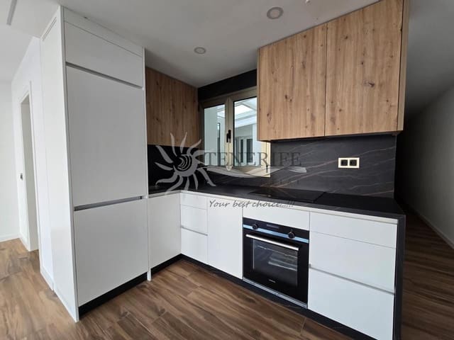 3 makuuhuone Huoneisto myytävänä paikassa Puerto Santiago, Santiago del Teide - 335 000 € (Ref: 9459374)