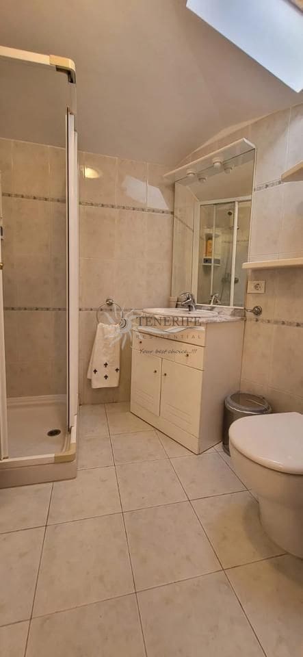 2 bedroom Flat for sale in Arona with garage - € 675,000 (Ref: 9459376)