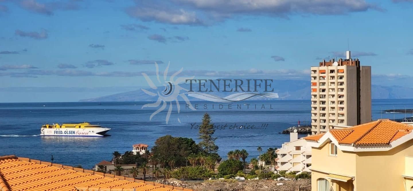 2 bedroom Flat for sale in Arona with garage - € 675,000 (Ref: 9459376)