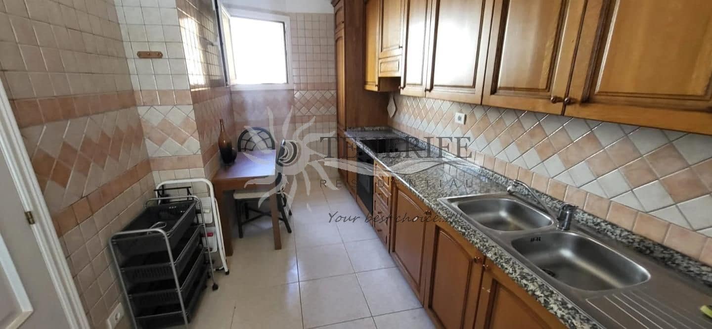 2 bedroom Flat for sale in Arona with garage - € 675,000 (Ref: 9459376)