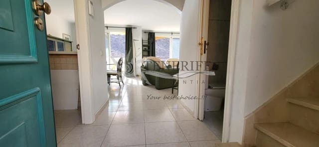 Piso de 2 habitaciones en Los Cristianos, Arona en venta con garaje - 675.000 € (Ref: 9459376)
