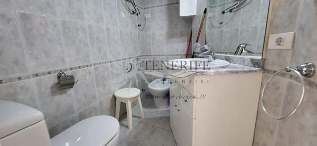 Piso de 2 habitaciones en Los Cristianos, Arona en venta con garaje - 675.000 € (Ref: 9459376)
