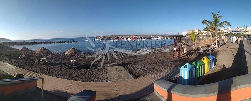 2 bedroom Flat for sale in Guia de Isora with garage - € 325,000 (Ref: 9459377)