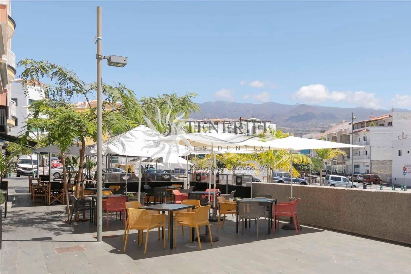 2 bedroom Flat for sale in Guia de Isora with garage - € 325,000 (Ref: 9459377)