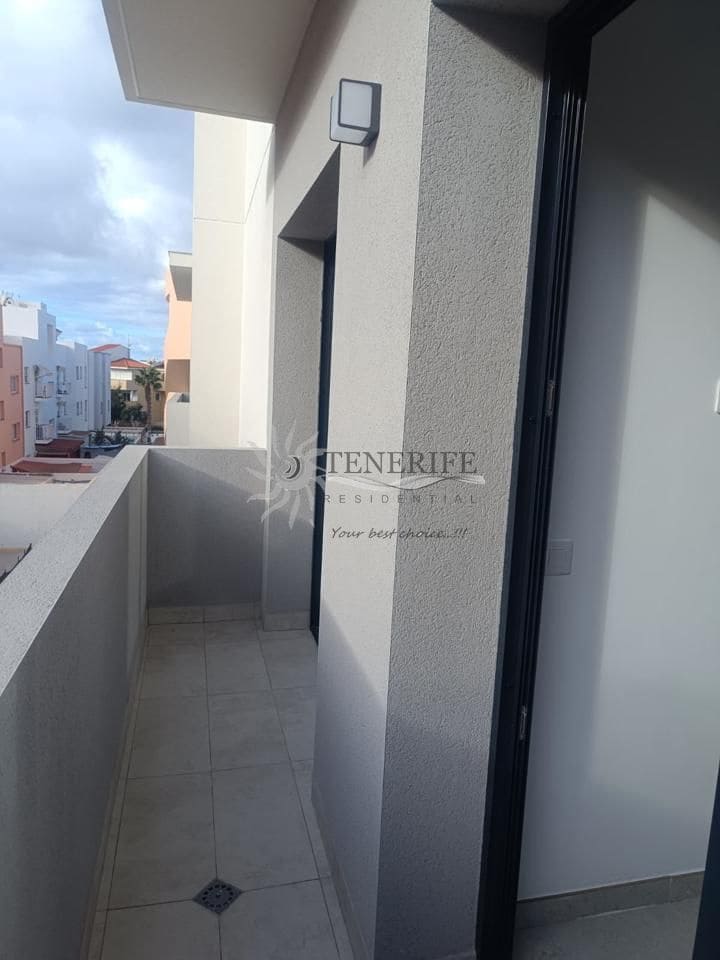 2 Zimmer Wohnung zu verkaufen in Playa San Juan mit Garage - 325.000 € (Ref: 9459377)