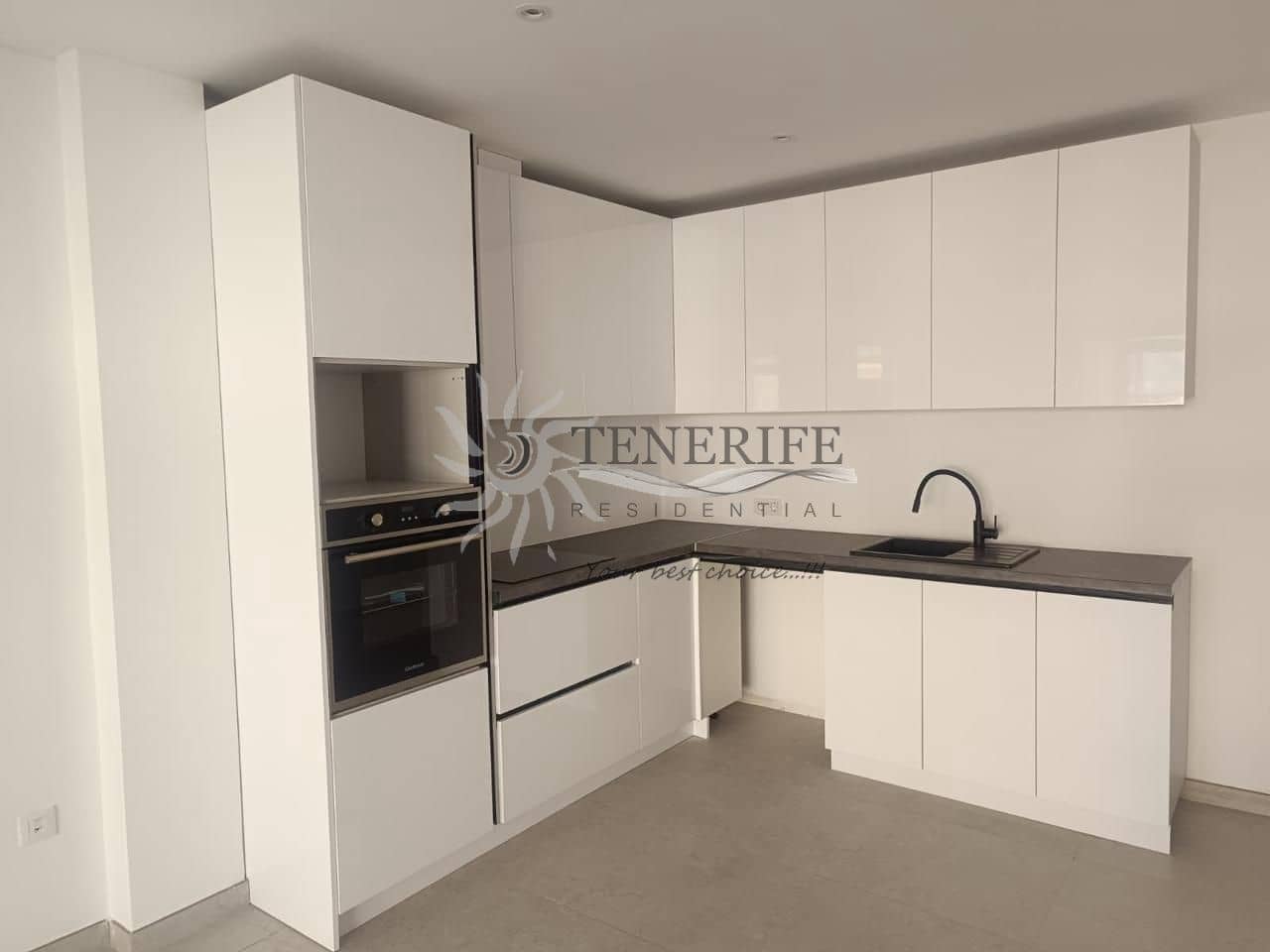 2 Zimmer Wohnung zu verkaufen in Playa San Juan mit Garage - 325.000 € (Ref: 9459377)