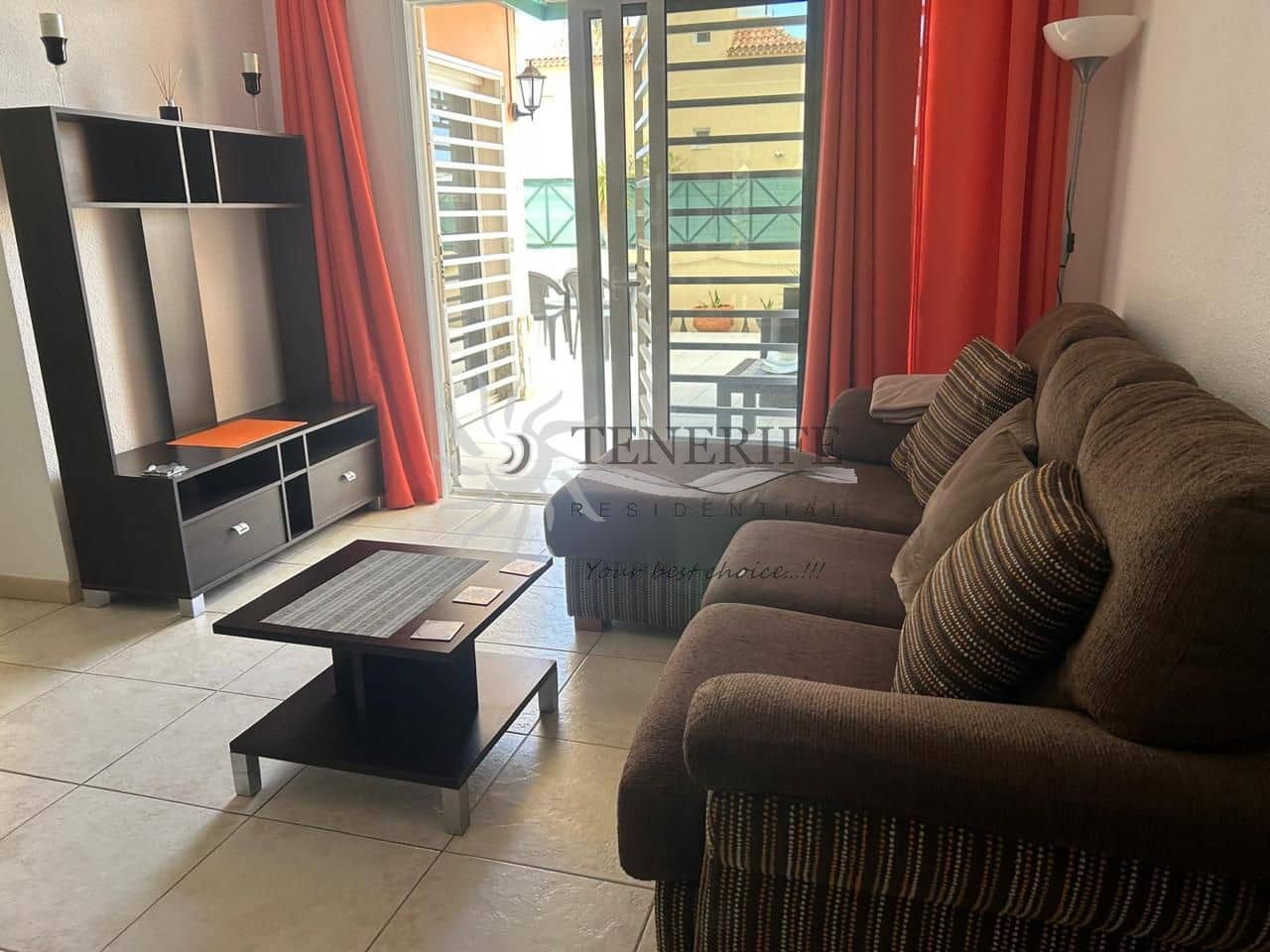 2 bedroom Bungalow for sale in Adeje with pool - € 390,000 (Ref: 9459378)