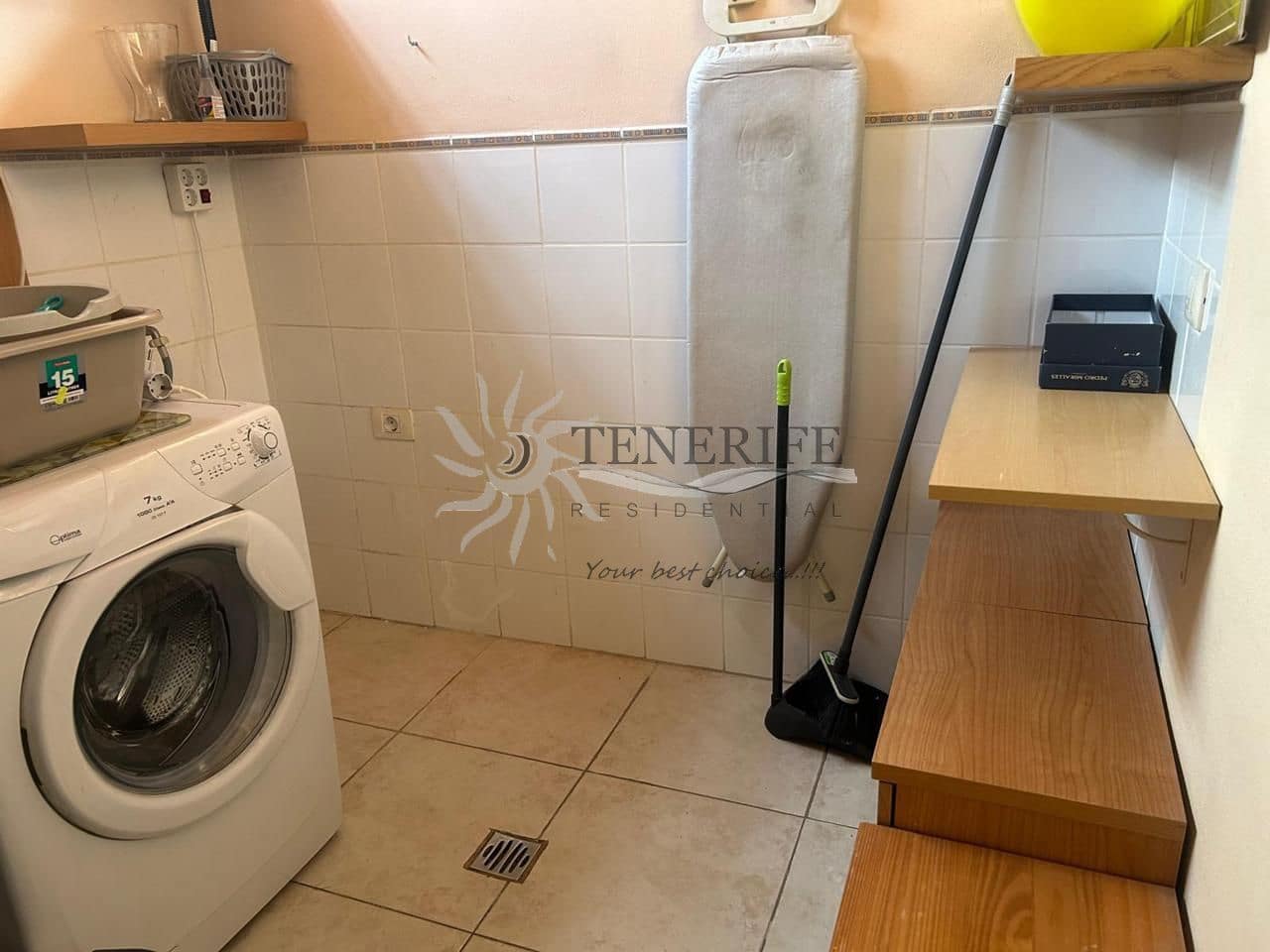 2 bedroom Bungalow for sale in Adeje with pool - € 390,000 (Ref: 9459378)