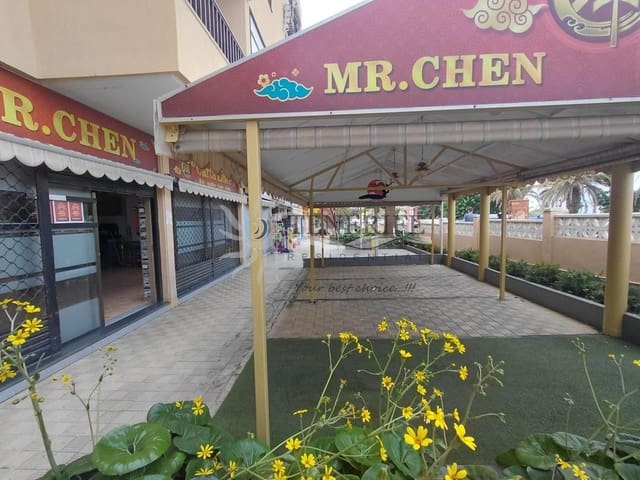 Commercieel te koop in Los Cristianos, Arona - € 400.000 (Ref: 9459379)