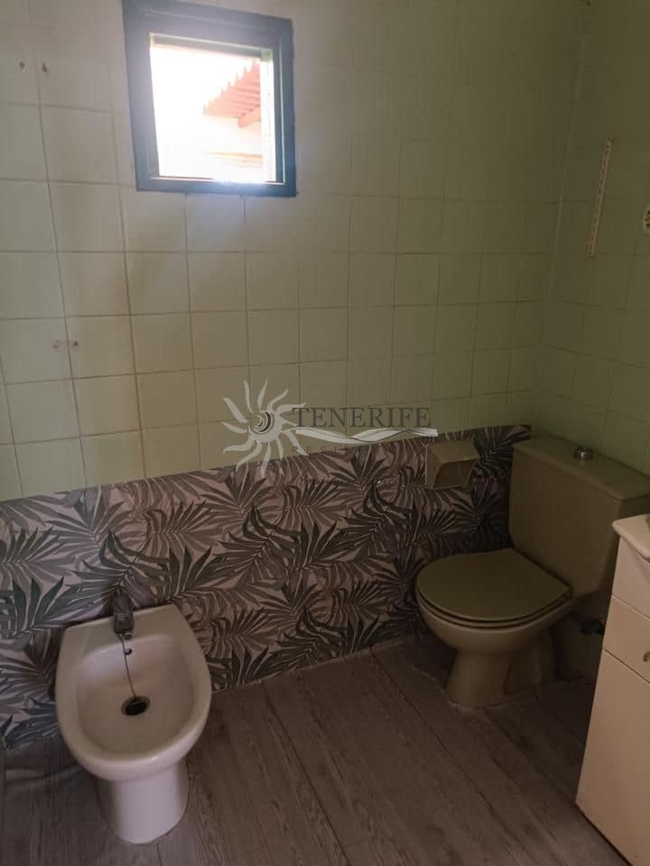 6 soveværelse Byhus til salg i Guia de Isora - € 355.000 (Ref: 9459380)