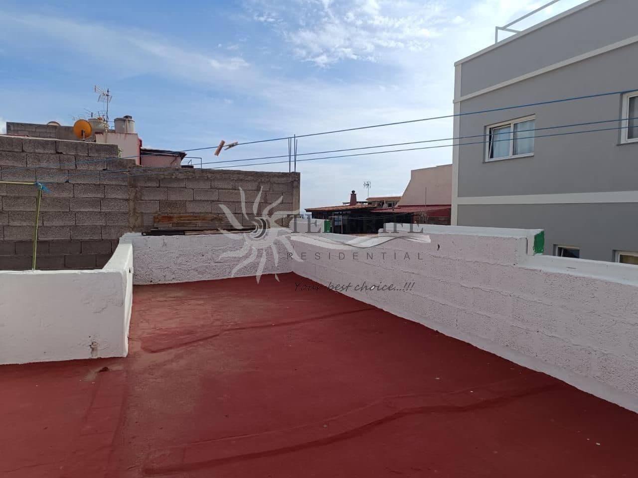 6 soveværelse Byhus til salg i Guia de Isora - € 355.000 (Ref: 9459380)