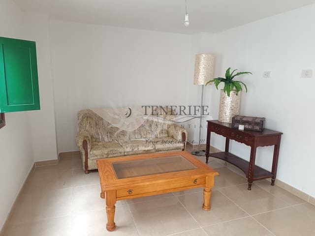 6 Zimmer Villa zu verkaufen in Alcala, Guía de Isora - 355.000 € (Ref: 9459380)