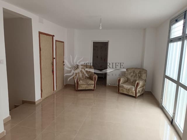 6 Zimmer Villa zu verkaufen in Alcala, Guía de Isora - 355.000 € (Ref: 9459380)