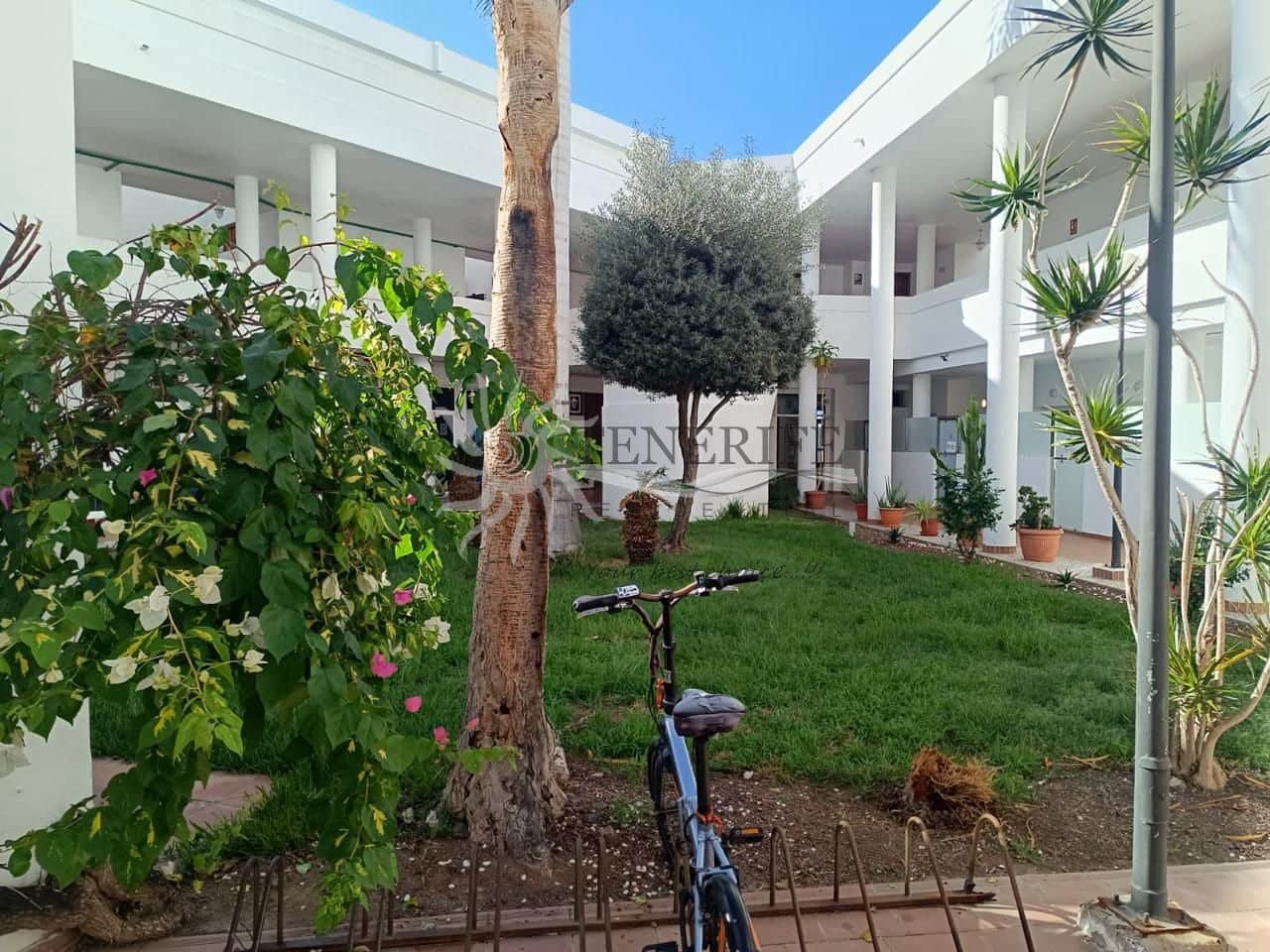 Studio for sale in Adeje - € 235,000 (Ref: 9459381)