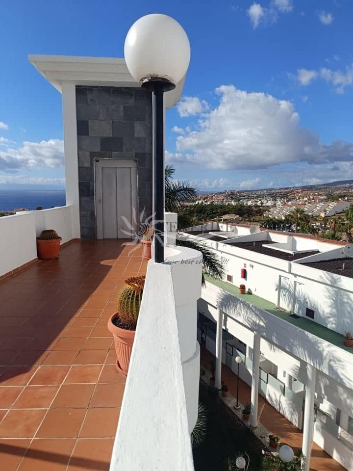 Appartamento in vendita in Costa Adeje - 210.000 € (Rif: 9459381)