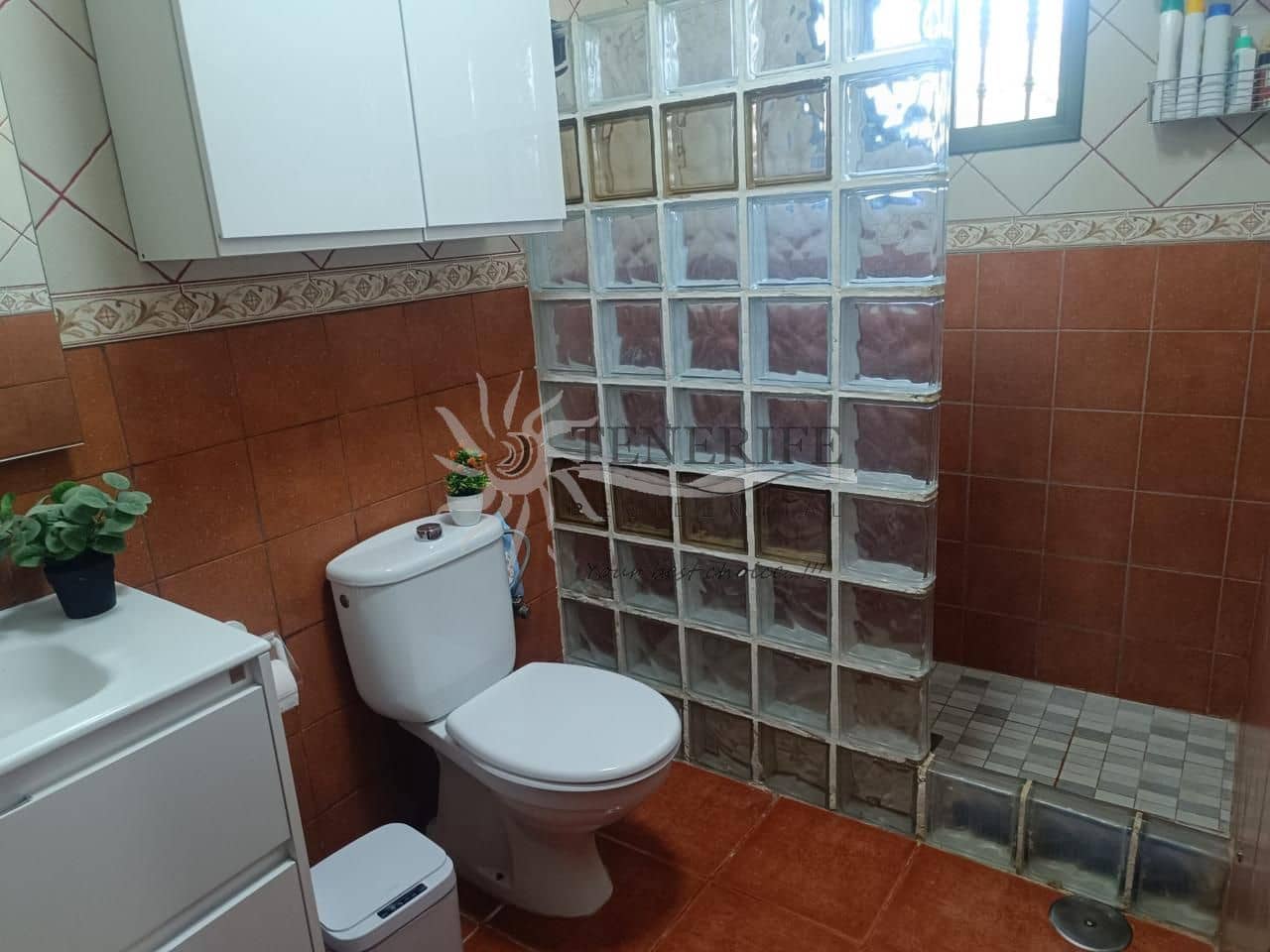 3 bedroom Finca/Country House for sale in Guia de Isora with pool garage - € 950,000 (Ref: 9459383)