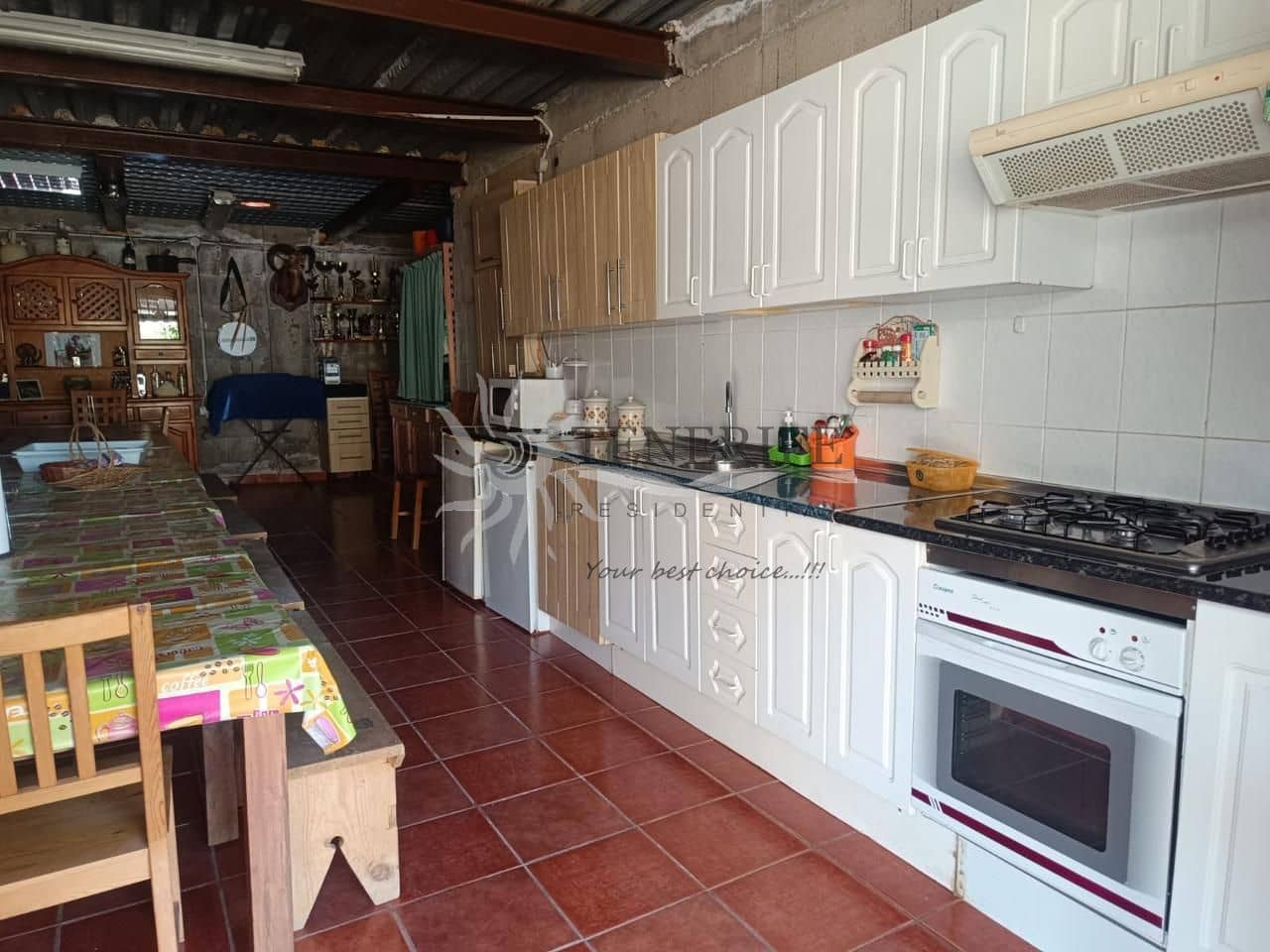 3 bedroom Finca/Country House for sale in Guia de Isora with pool garage - € 950,000 (Ref: 9459383)