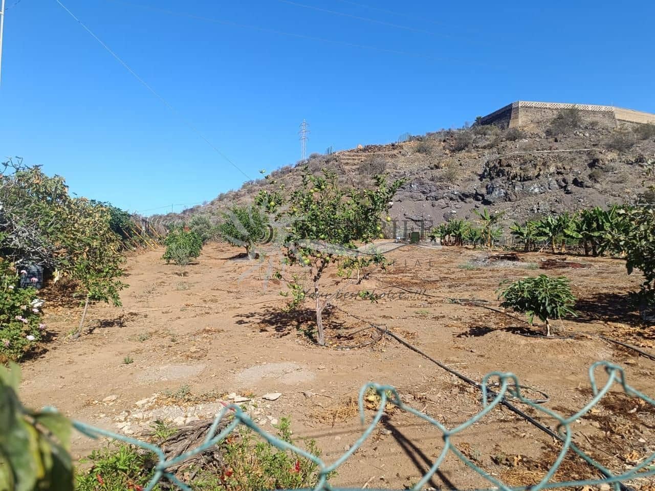 3 bedroom Finca/Country House for sale in Guia de Isora with pool garage - € 950,000 (Ref: 9459383)