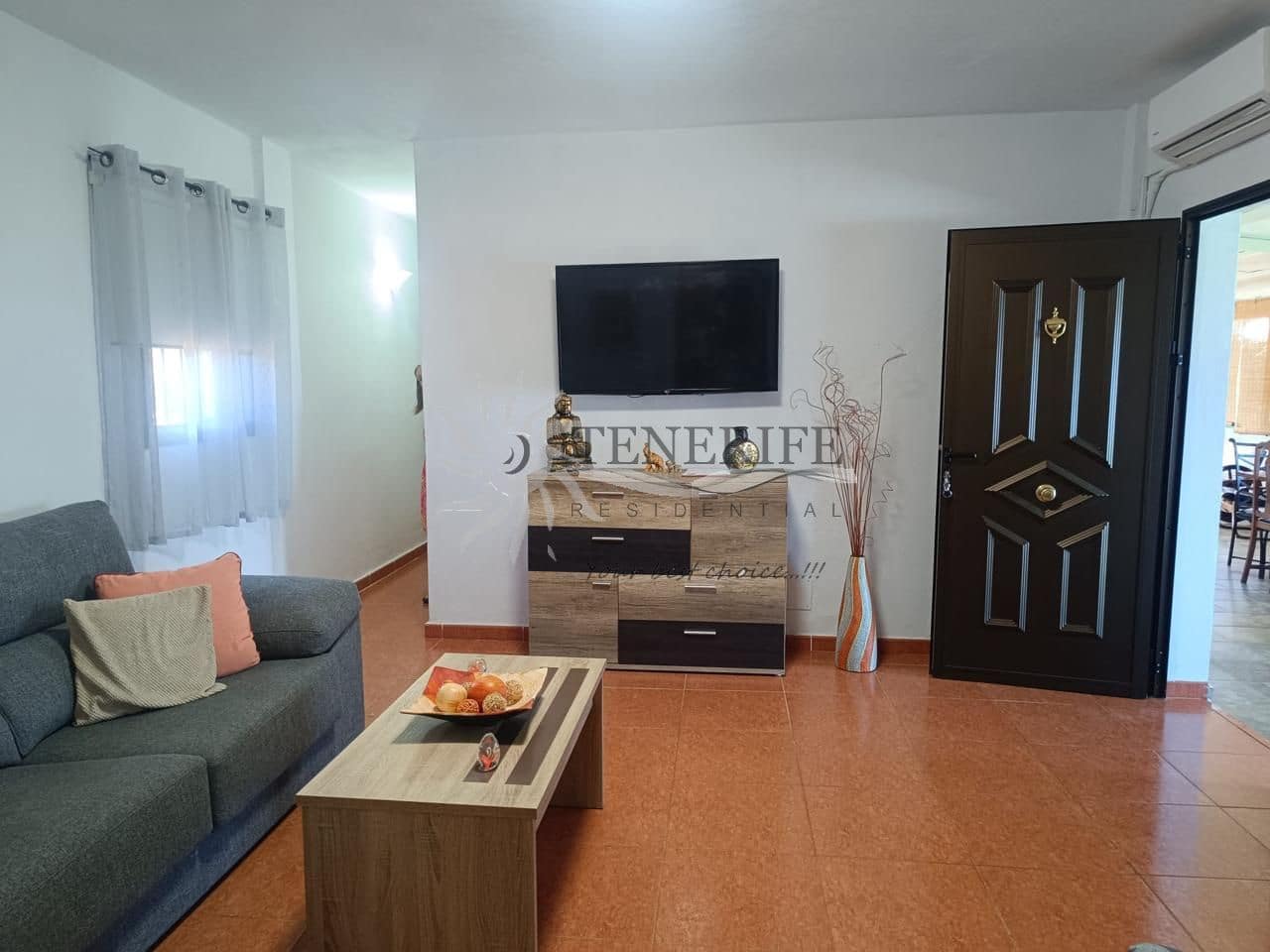 3 slaapkamer Villa te koop in Guia de Isora met zwembad garage - € 950.000 (Ref: 9459383)