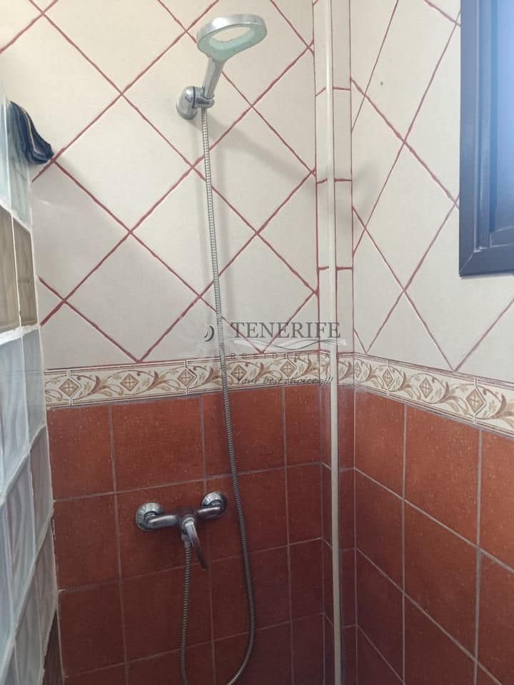 3 slaapkamer Villa te koop in Guia de Isora met zwembad garage - € 950.000 (Ref: 9459383)