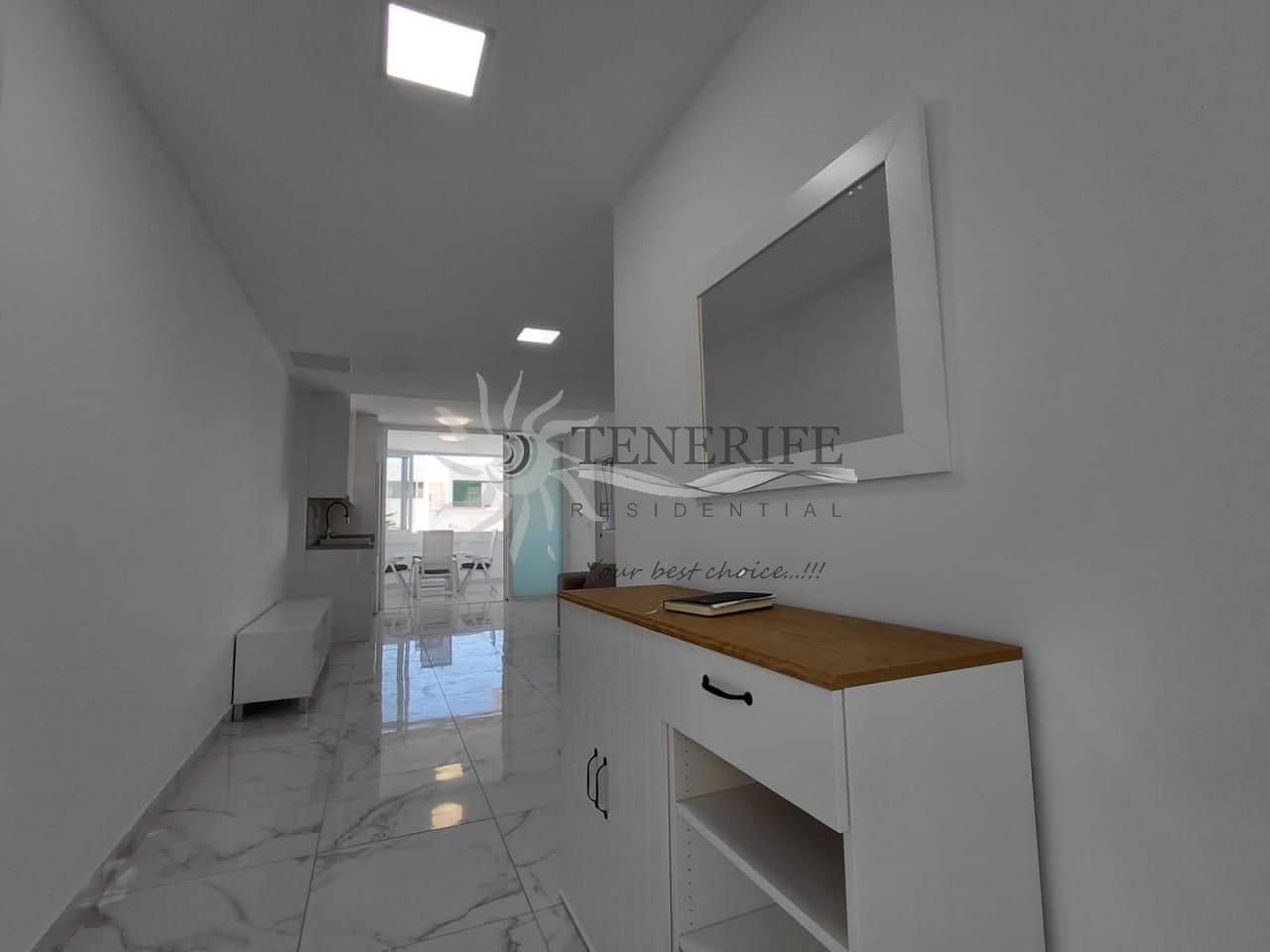 2 bedroom Apartment for sale in Arona - € 567,000 (Ref: 9459384)
