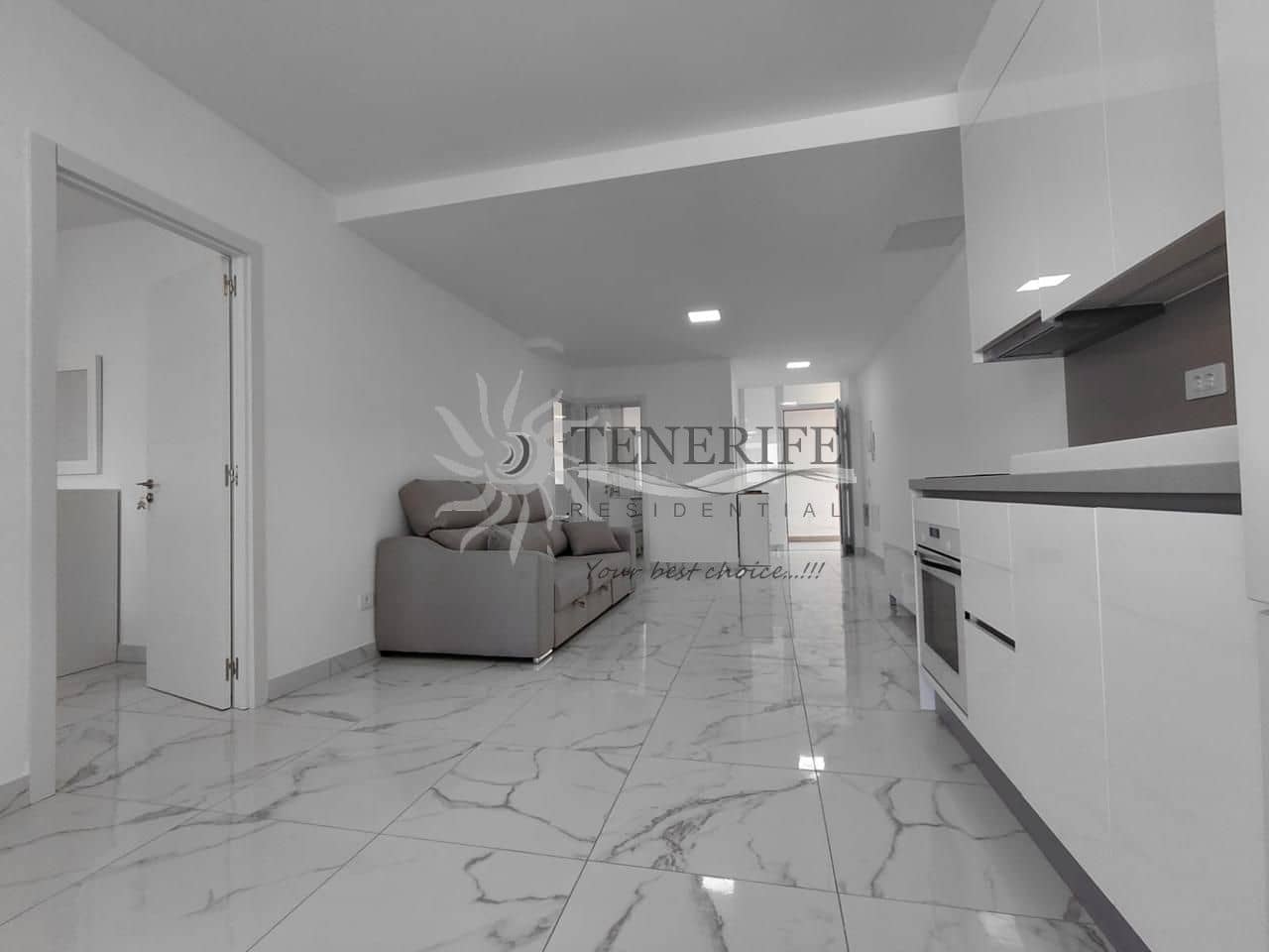 2 bedroom Apartment for sale in Arona - € 567,000 (Ref: 9459384)