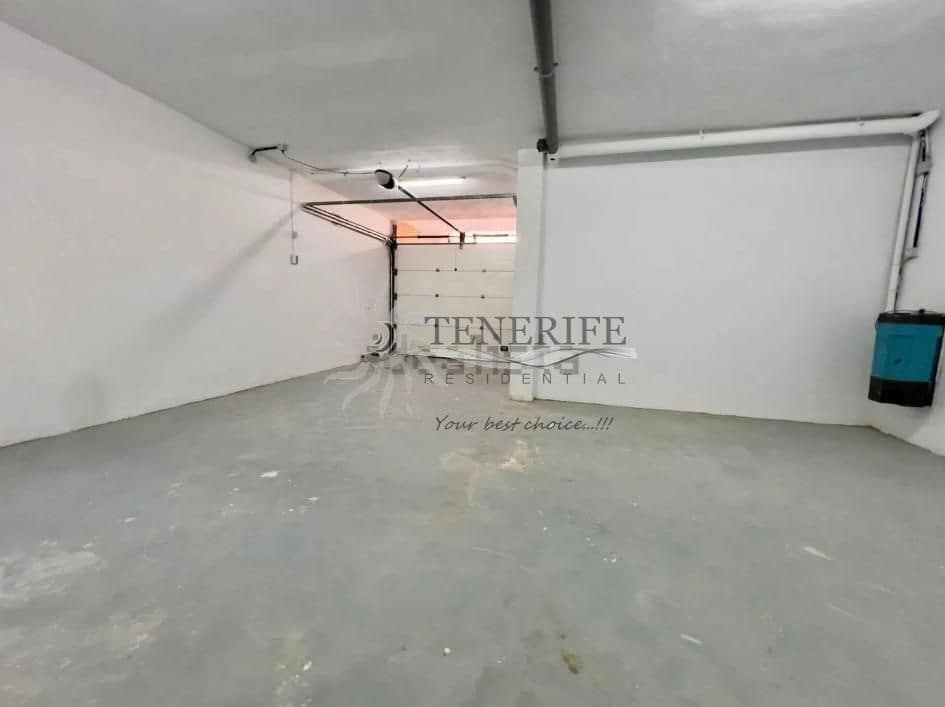 4 bedroom Townhouse for sale in Adeje with pool garage - € 559,000 (Ref: 9459385)