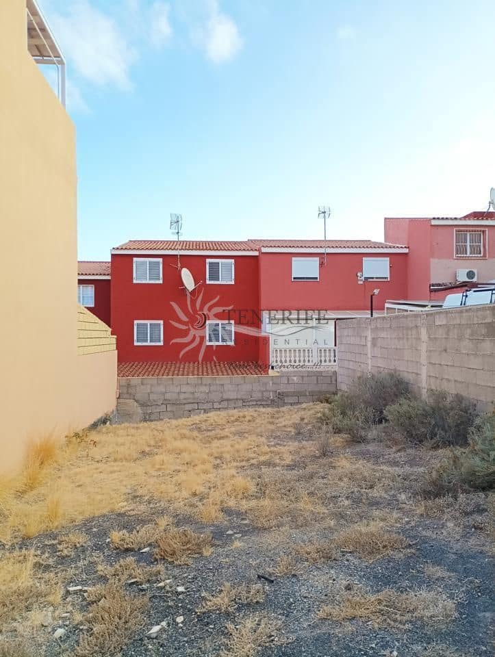 Building Plot for sale in Guia de Isora - € 148,000 (Ref: 9459386)