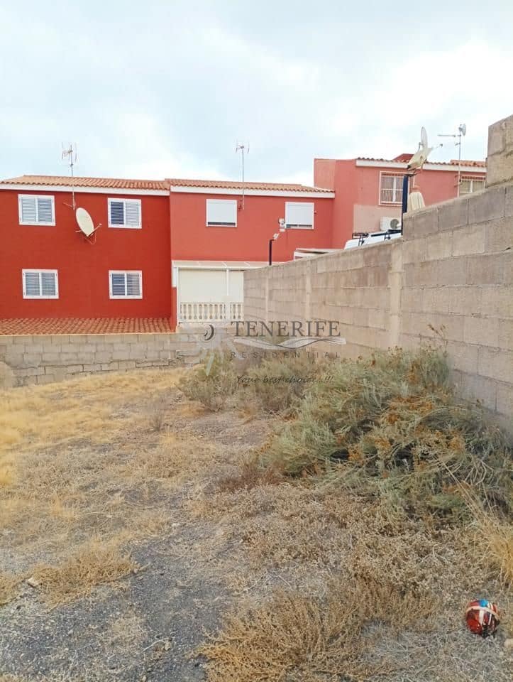 Building Plot for sale in Guia de Isora - € 148,000 (Ref: 9459386)
