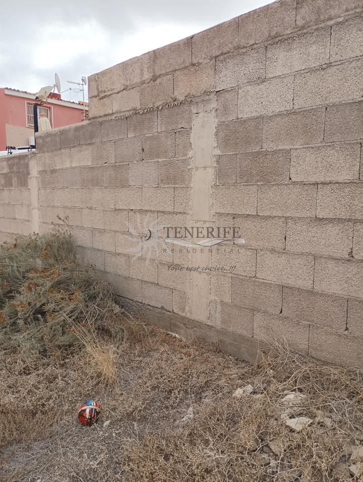 Building Plot for sale in Guia de Isora - € 148,000 (Ref: 9459386)