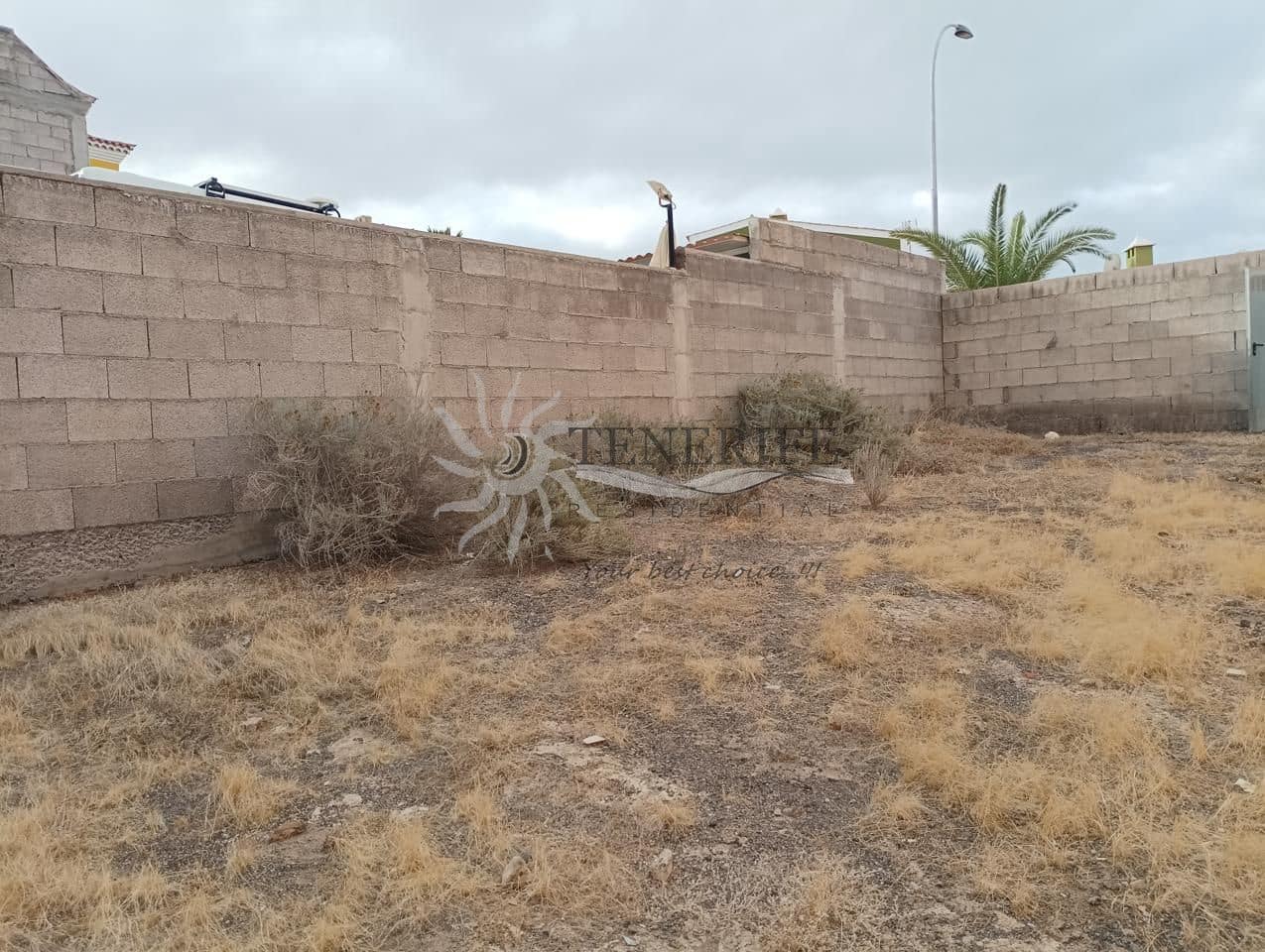 Building Plot for sale in Guia de Isora - € 148,000 (Ref: 9459386)
