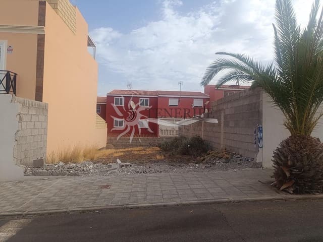 Grond te koop in Piedra Hincada, Guía de Isora - € 148.000 (Ref: 9459386)